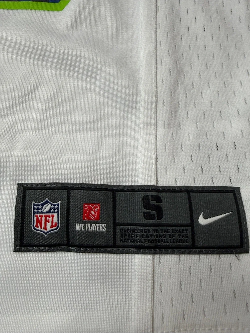 🏈 Kid’s NFL Seattle Seahawks Jersey. Size small NWT